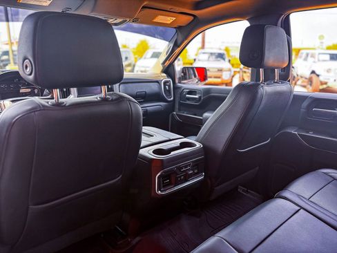 Used 2020 GMC Sierra 1500 SLT image 13