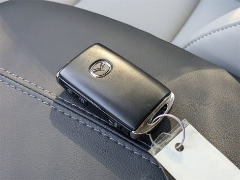 New 2025 MAZDA CX-30 AWD 2.5 S w/ Preferred Package image 28