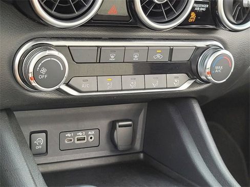 Used 2024 Nissan Sentra SV image 23