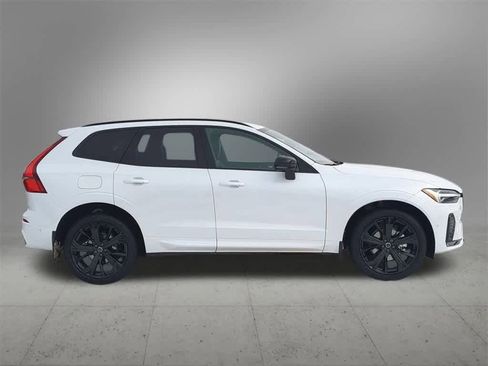 Used 2026 Volvo XC60 B5 Ultra w/ Protection Package Premier image 7