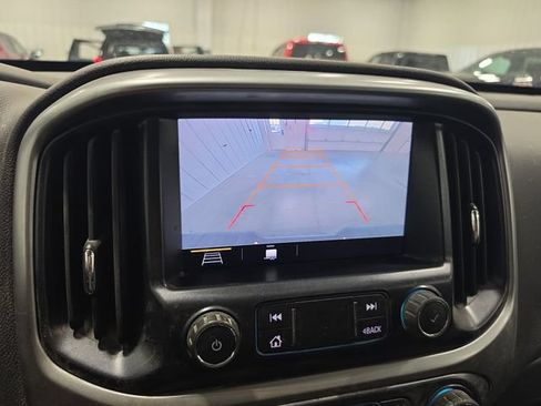 Used 2021 Chevrolet Colorado LT w/ Safety Package AWD/4WD image 8