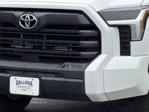 Used 2024 Toyota Tundra SR5 w/ SR5 Convenience Package AWD/4WD image 7