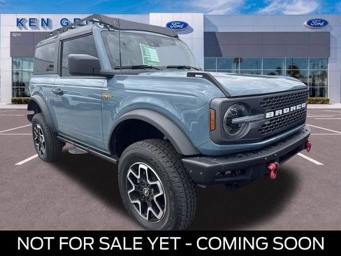 Used 2022 Ford Bronco Badlands AWD/4WD image 1