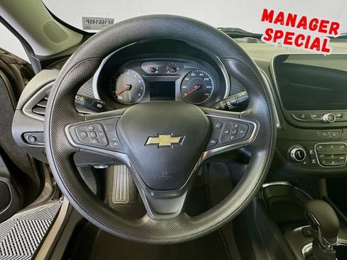 Used 2024 Chevrolet Malibu LT image 13