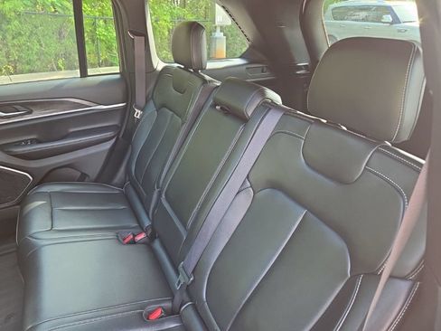 Used 2024 Jeep Grand Cherokee Limited 4xe AWD/4WD image 31
