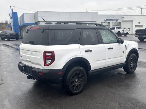 Used 2025 Ford Bronco Sport Badlands image 3