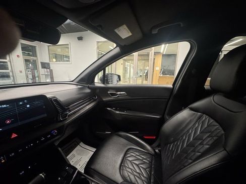 Certified 2023 Kia Sportage X-Line image 24