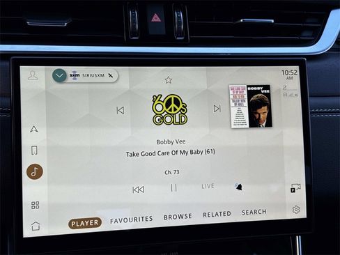 Used 2024 Jaguar XF R-Dynamic SE image 22