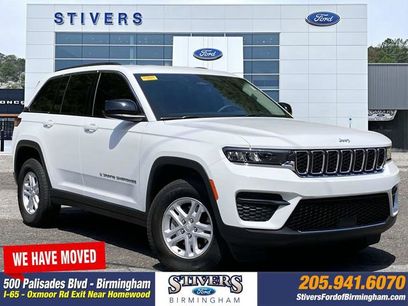 Used 2023 Jeep Grand Cherokee Laredo