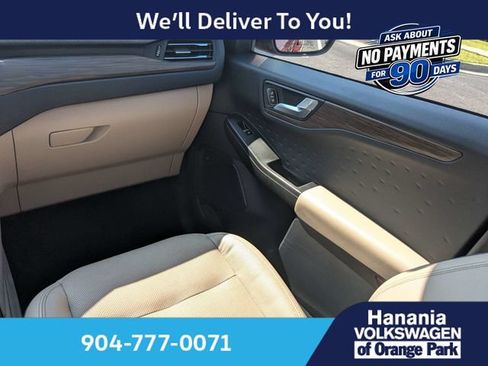 Used 2020 Ford Escape Titanium AWD/4WD image 18