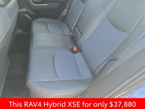 Used 2024 Toyota RAV4 XSE AWD/4WD image 20