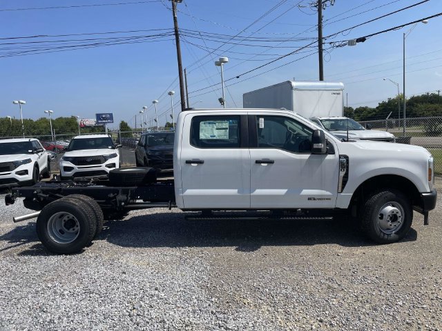 New 2026 Ford F350 XL AWD/4WD image 2