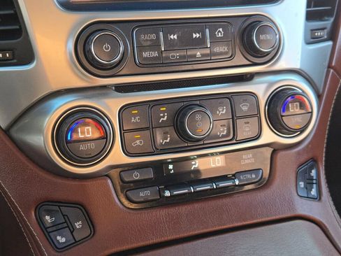 Used 2016 Chevrolet Tahoe LTZ AWD/4WD image 35