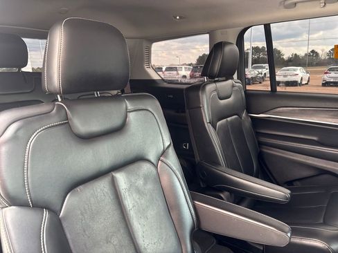 Used 2021 Jeep Grand Cherokee L Limited w/ MOPAR Finishing Package image 25