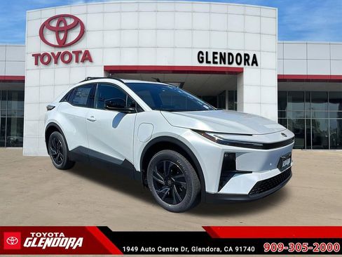 New 2026 Toyota C-HR AWD/4WD image 1