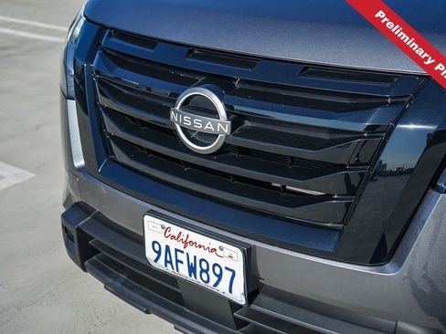 Used 2022 Nissan Pathfinder SV w/ SV Black Package FWD image 5