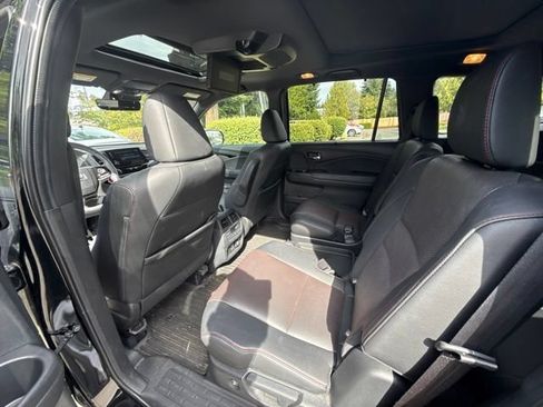 Used 2022 Honda Pilot Black Edition image 8