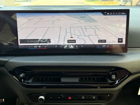 New 2026 BMW 330i Sedan w/ M Sport Package image 26