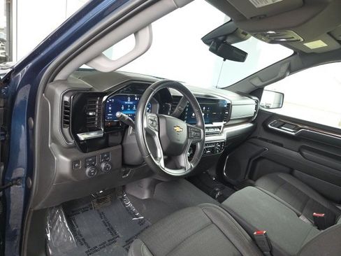 Used 2023 Chevrolet Silverado 1500 LT image 21