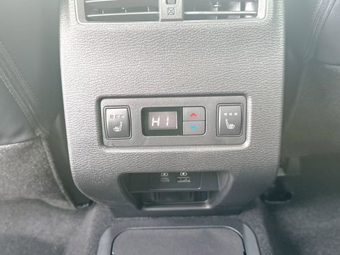 New 2025 Mitsubishi Outlander SEL image 24