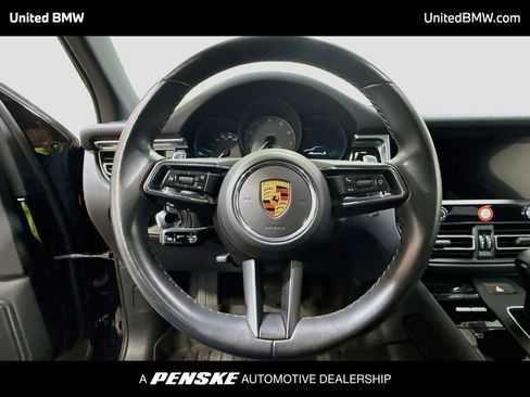 Used 2023 Porsche Macan S AWD/4WD image 6