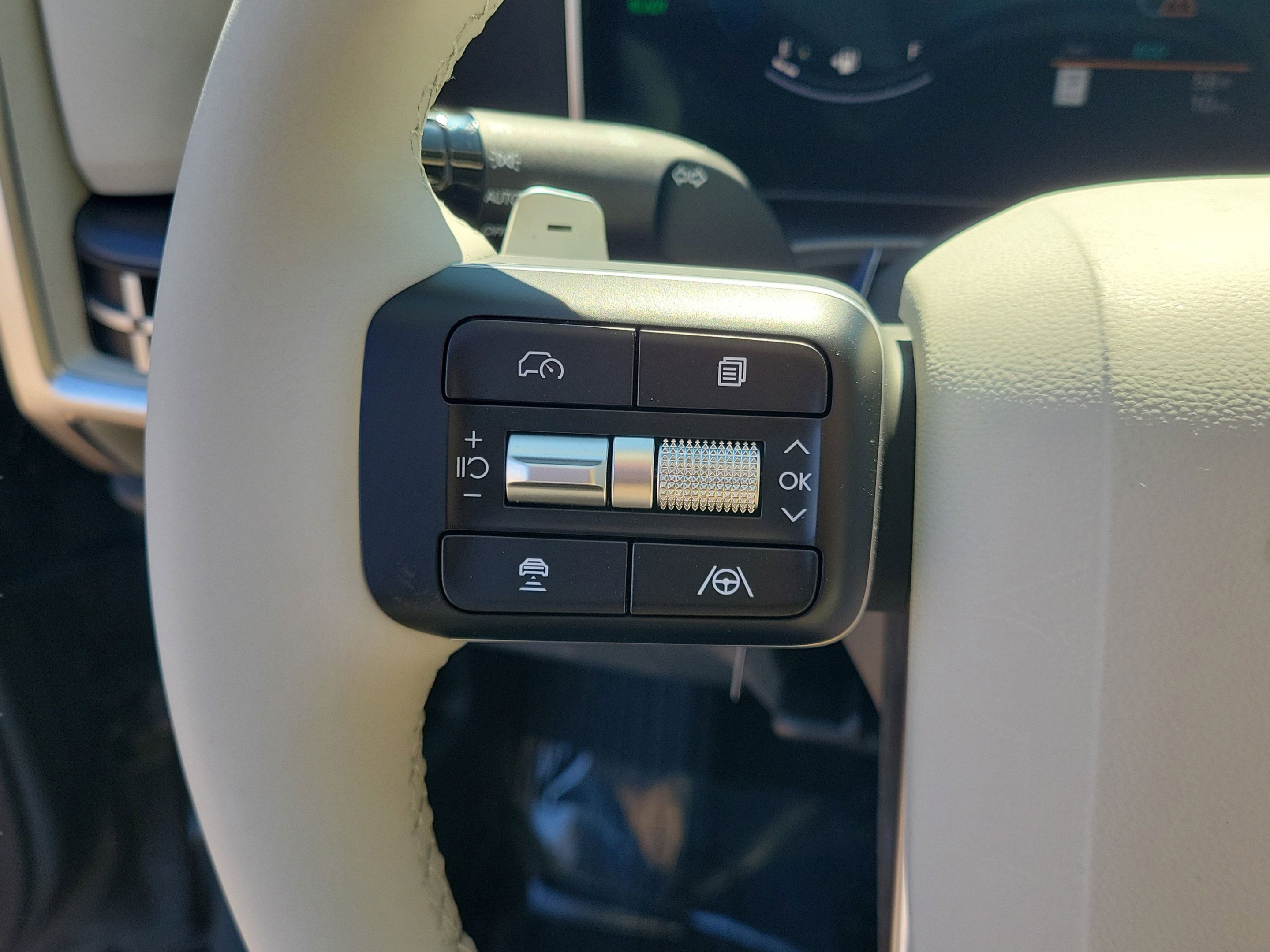 New 2026 Hyundai Santa Fe SE FWD image 21