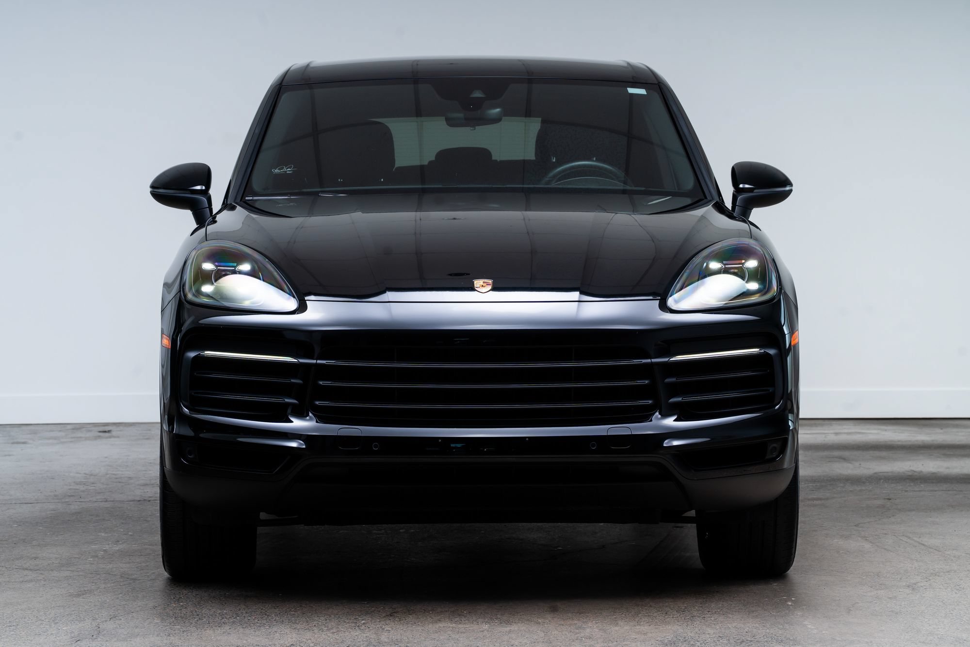 Used 2019 Porsche Cayenne AWD/4WD image 2