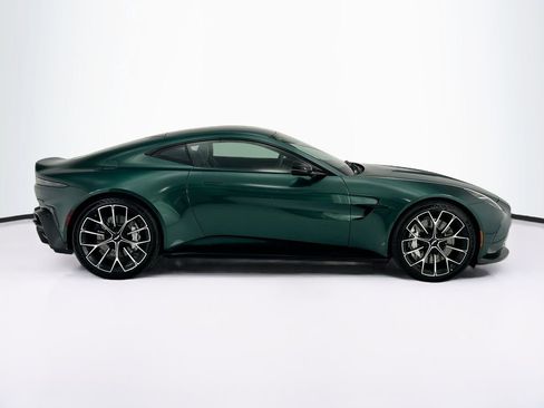 Used 2026 Aston Martin V8 Vantage Coupe RWD image 4