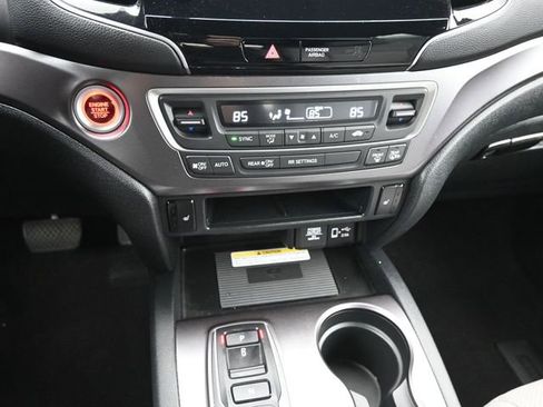 Used 2023 Honda Passport EX-L image 31