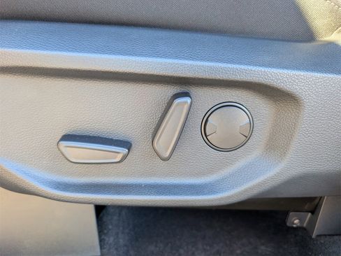 New 2025 Ford Ranger XLT w/ Equipment Group 301A High image 15