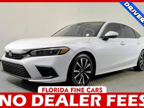 Used 2024 Honda Civic EX image 1