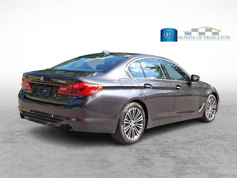 Used 2018 BMW 530i xDrive AWD/4WD image 6