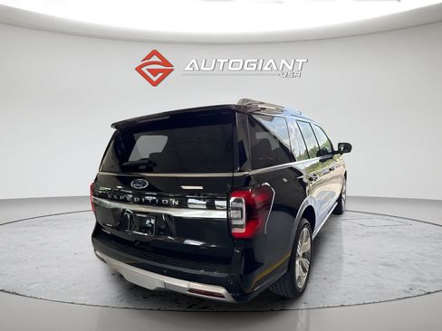 Used 2023 Ford Expedition Platinum AWD/4WD image 5
