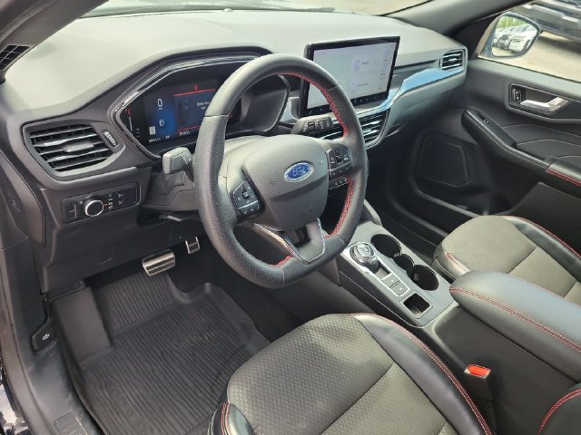 Used 2024 Ford Escape ST-Line w/ Tech Pack #1 AWD/4WD image 19