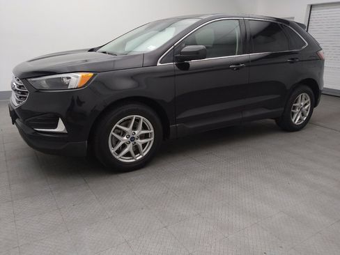 Used 2022 Ford Edge SEL image 2