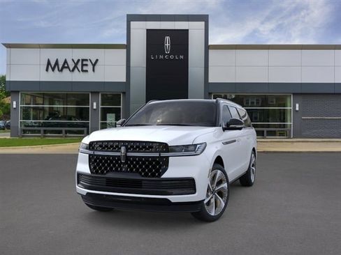 New 2026 Lincoln Navigator L Black Label AWD/4WD image 48