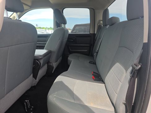 Used 2019 RAM 1500 Express AWD/4WD image 12