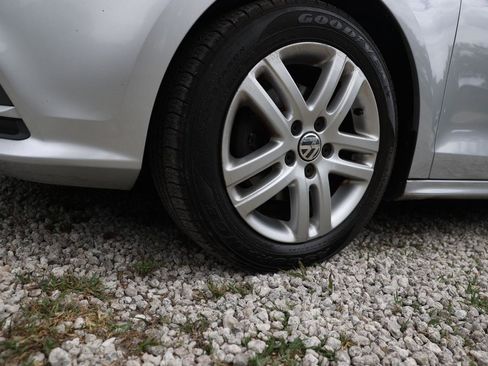 Used 2015 Volkswagen Jetta S w/ Welcome Package FWD image 26