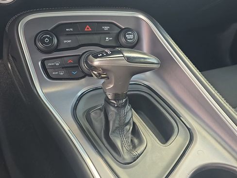 Used 2020 Dodge Challenger SXT image 23