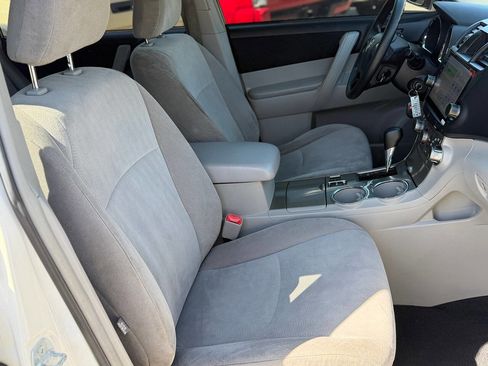 Used 2012 Toyota Highlander FWD image 93