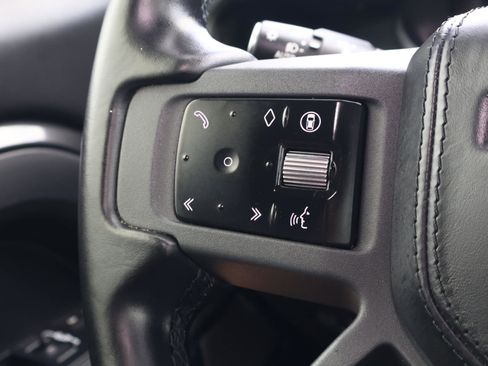 Used 2024 Land Rover Defender 130 X AWD/4WD image 23