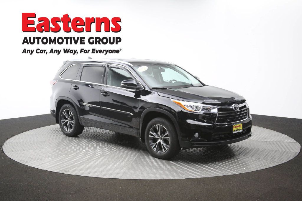 Used 2016 Toyota Highlander XLE AWD/4WD image 49