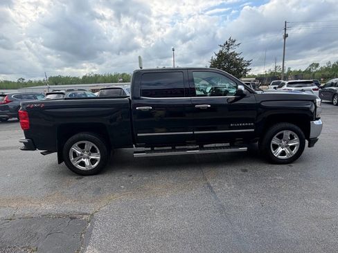 Used 2018 Chevrolet Silverado 1500 LT w/ All Star Edition image 5
