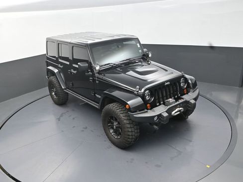 Used 2012 Jeep Wrangler Unlimited Rubicon AWD/4WD image 40