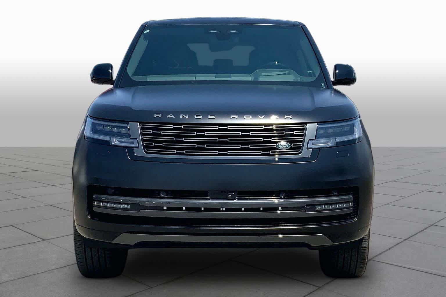 New 2026 Land Rover Range Rover SE AWD/4WD image 3