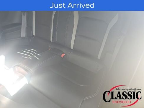 Used 2021 Chevrolet Camaro LT image 17