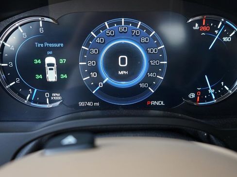 Used 2019 Cadillac Escalade Platinum AWD/4WD image 17