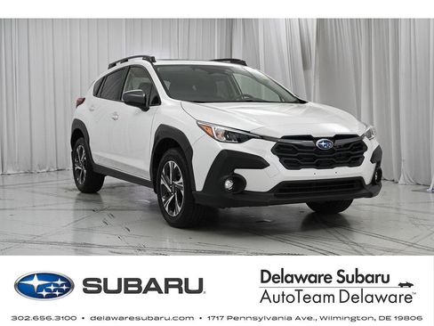 Used 2025 Subaru Crosstrek 2.0i Premium image 1
