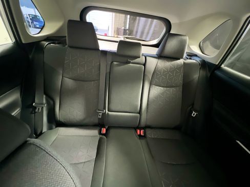 Used 2025 Toyota RAV4 XLE w/ Convenience Package FWD image 33