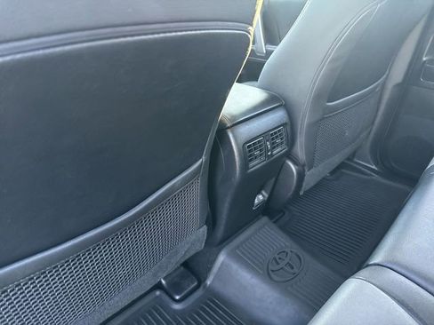 Used 2022 Toyota 4Runner SR5 Premium image 25